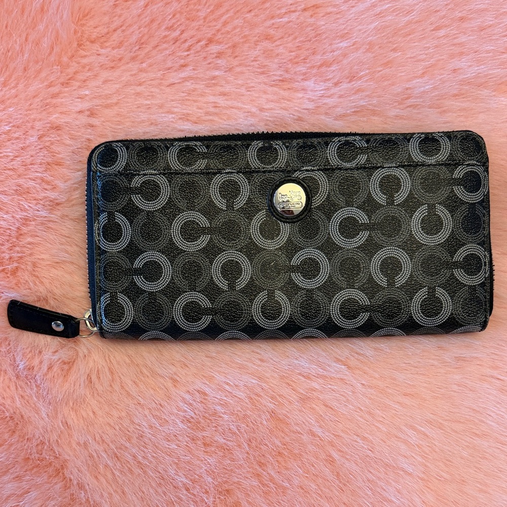 Y2K Coach Black and Gray Optic Dotted signature continental zip wallet